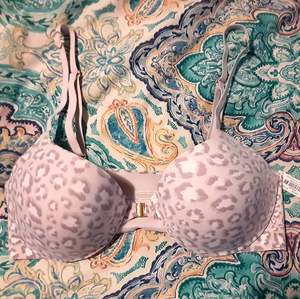 New Victoria's secret Bra size 34C-Incredible Line